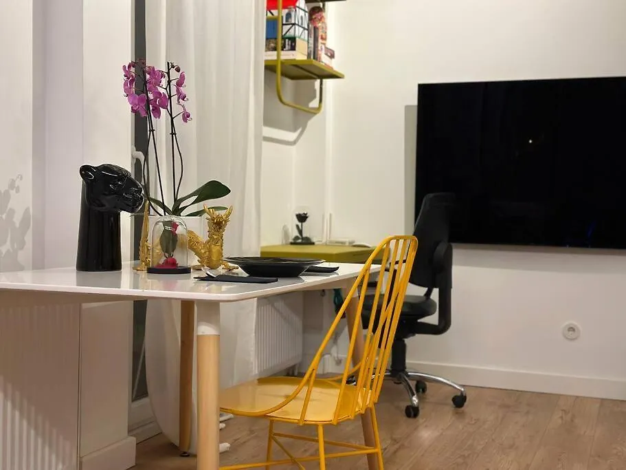 Apartment Milou'S Home Thessaloniki